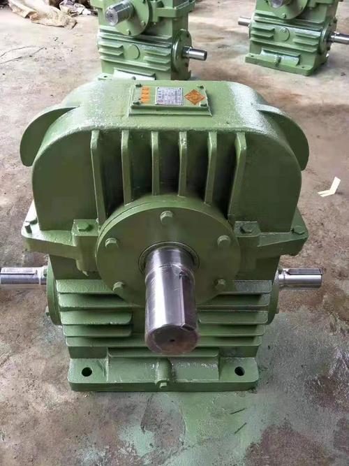 CWU蝸輪減速機(jī)的結(jié)構(gòu)特點_蝸輪蝸桿減速機(jī)廠家